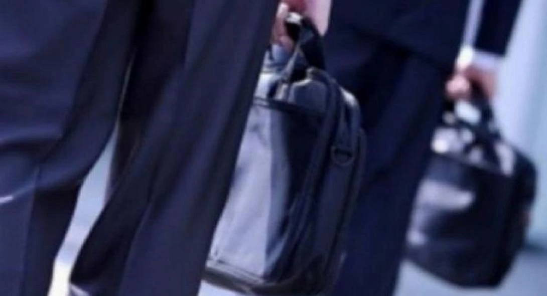 Τρίκαλα: Το απίθανο κόλπο των εφοριακών έβγαλε λαβράκι – Η ερώτηση παγίδα και οι σκηνές απείρου κάλλους